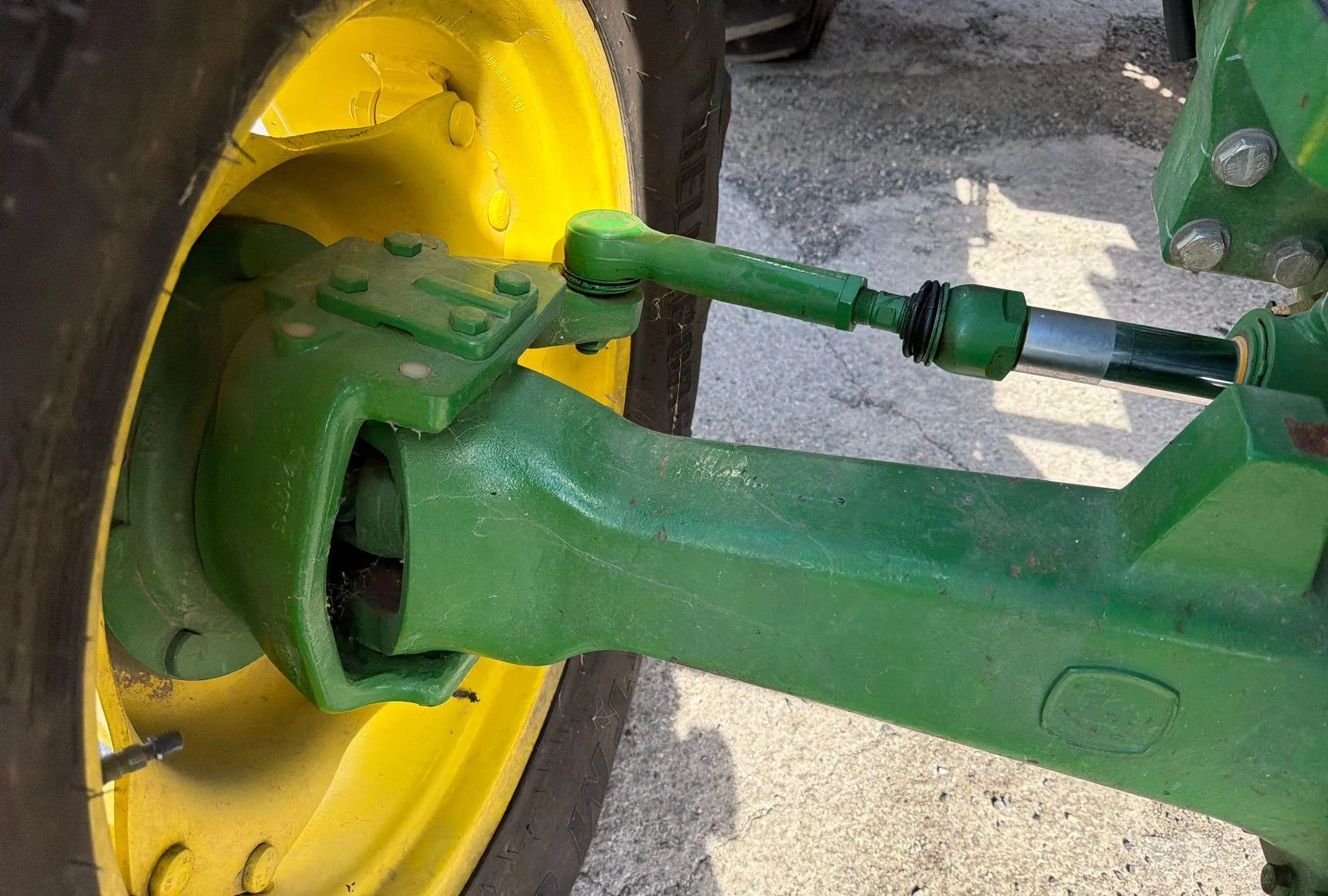 2022 John Deere 6105E MFWD
