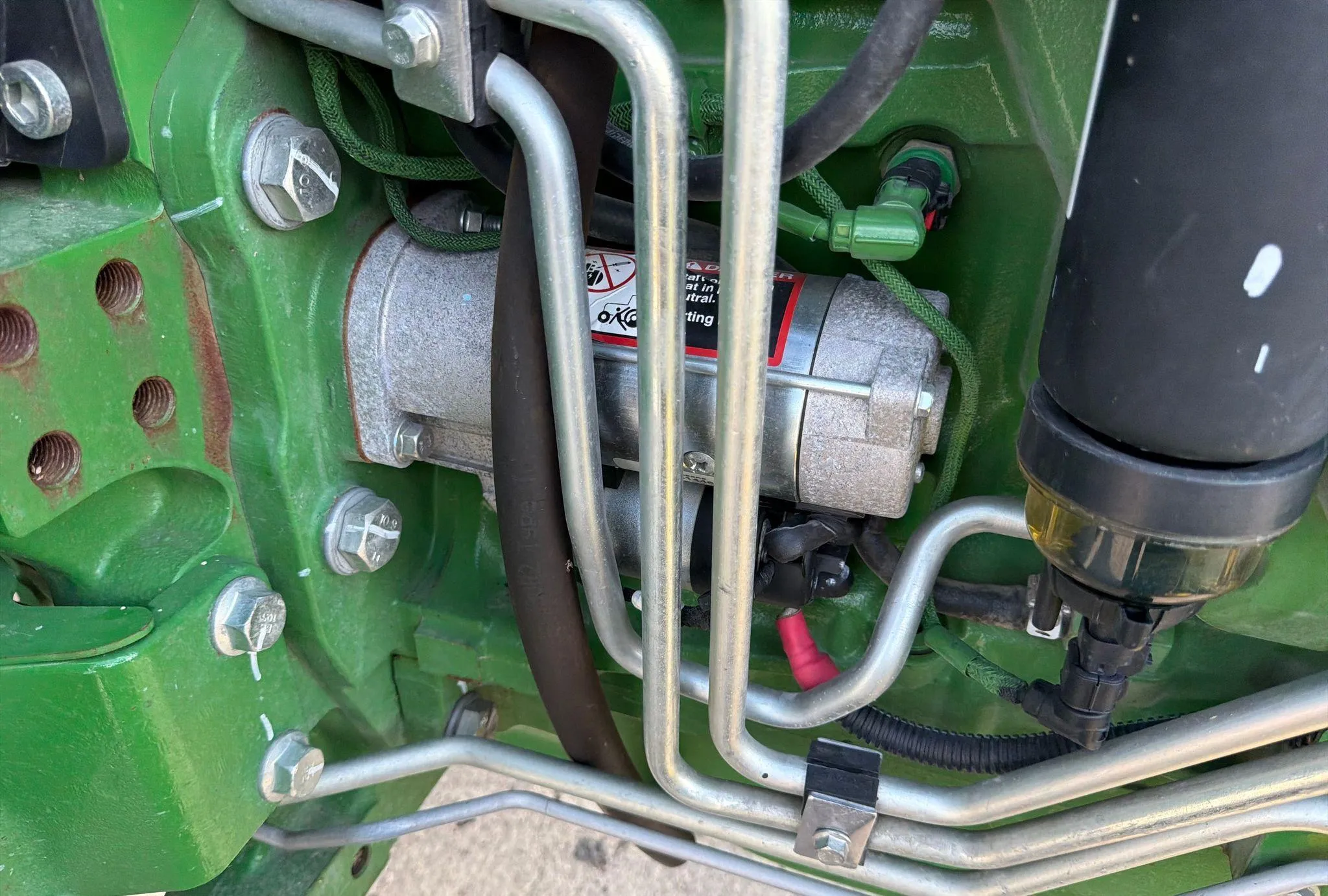 2022 John Deere 6105E MFWD