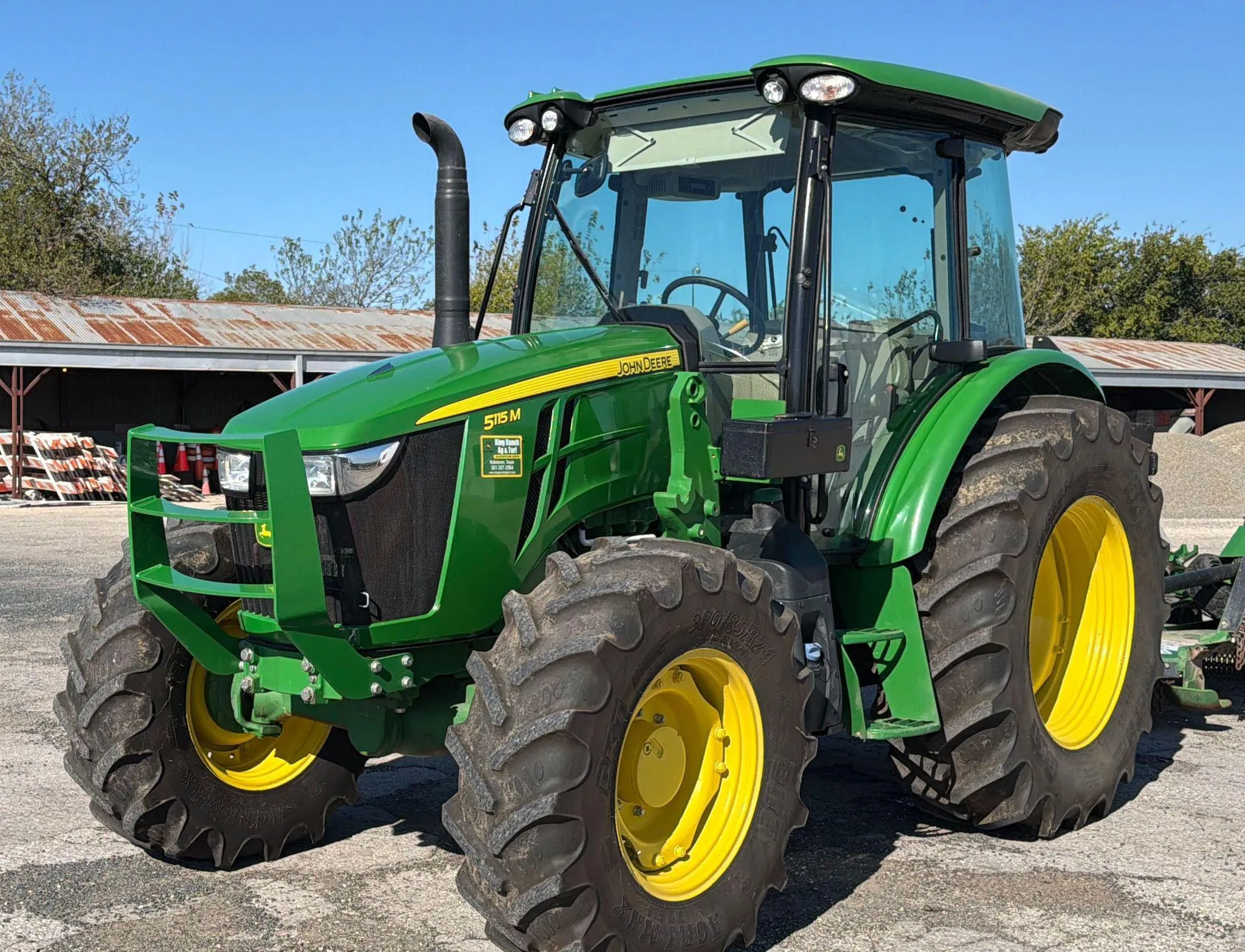 2022 John Deere 2022 John Deere 5115M MFWD alt