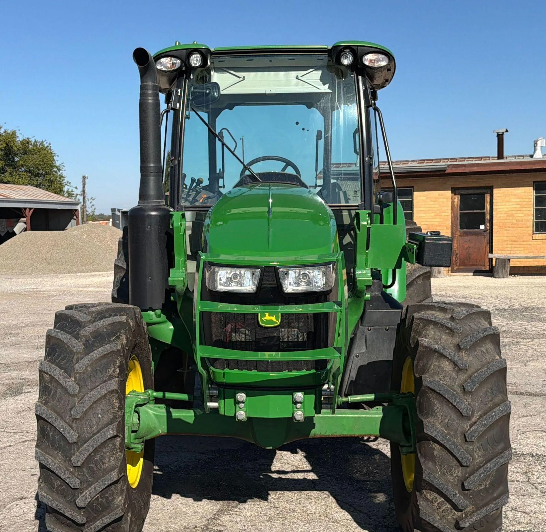 2022 John Deere 5115M MFWD