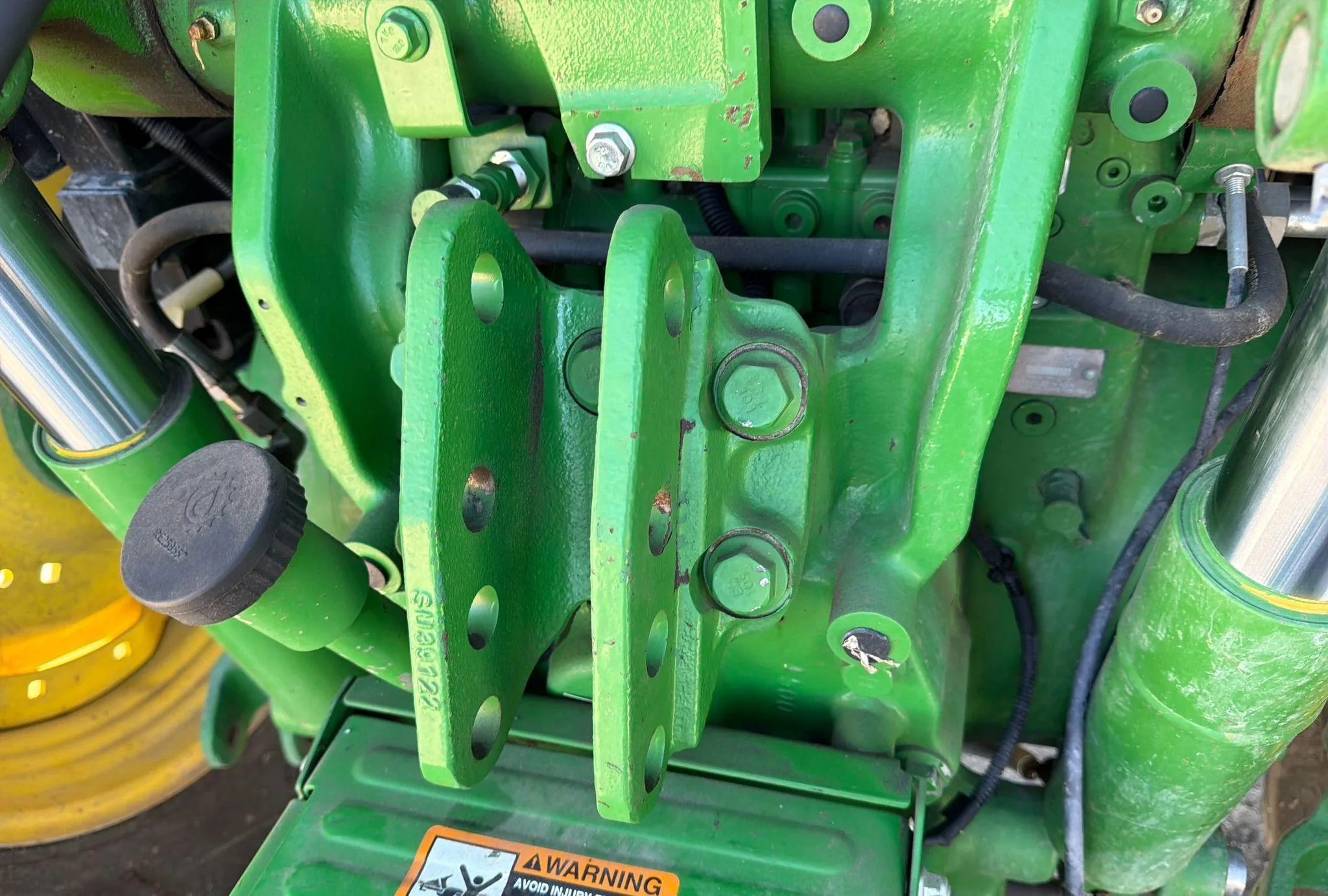 2022 John Deere 5115M MFWD