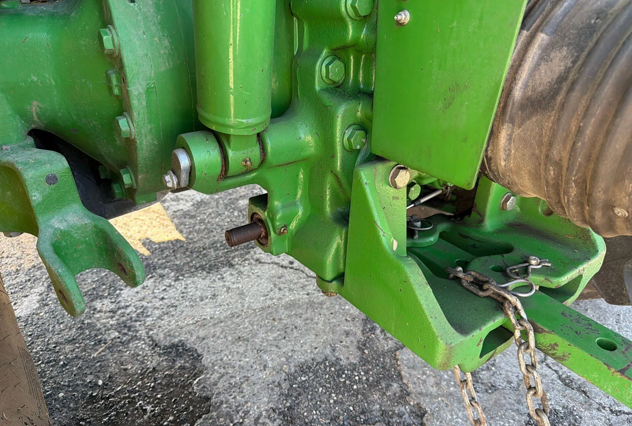 2022 John Deere 5115M MFWD