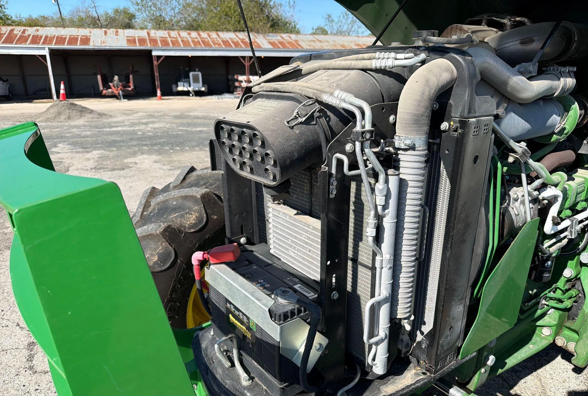 2022 John Deere 5115M MFWD