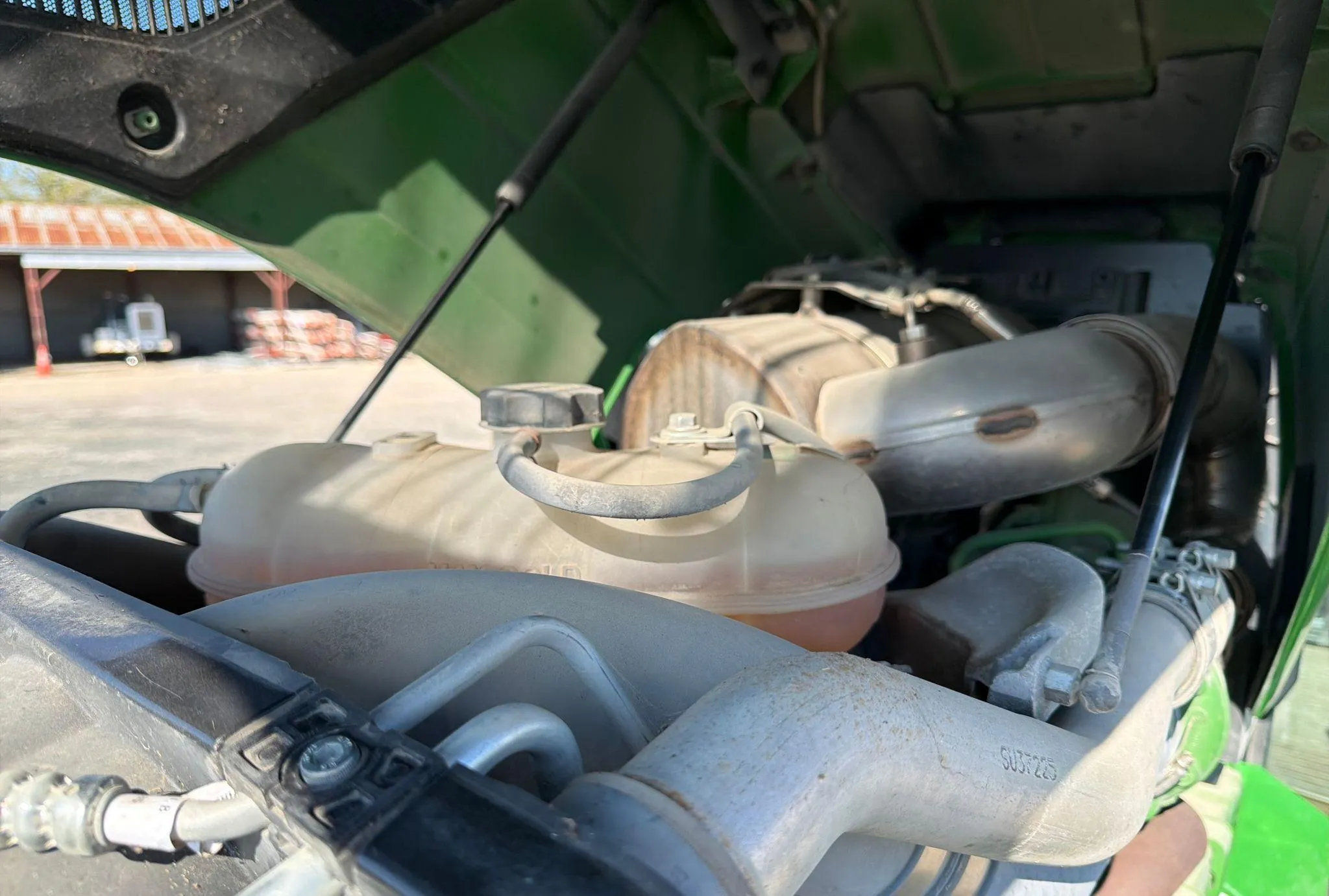 2022 John Deere 5115M MFWD