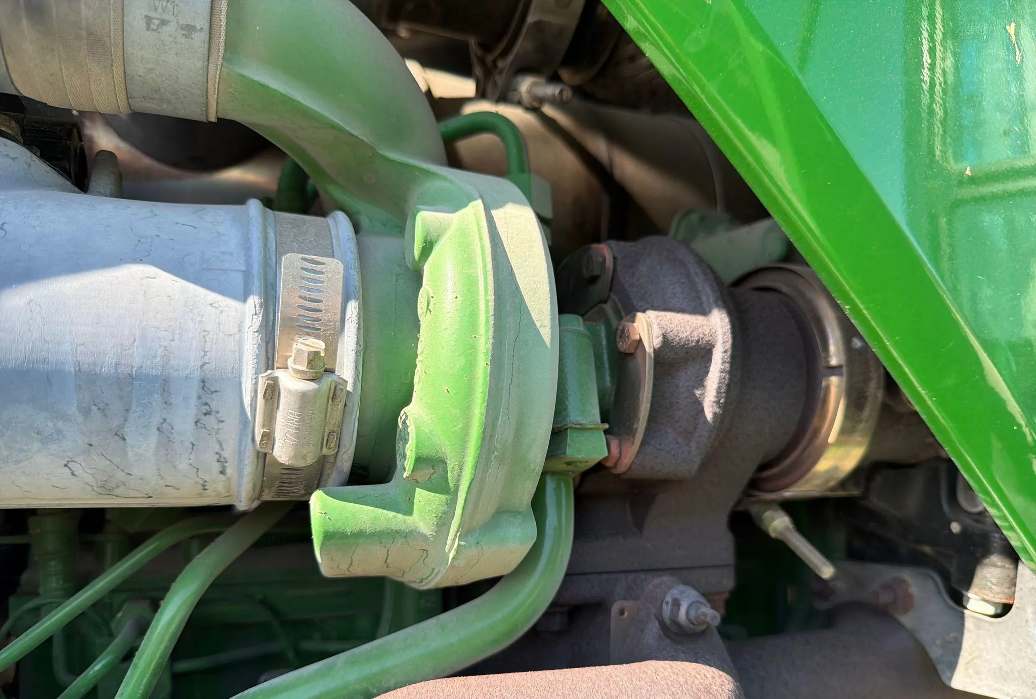 2022 John Deere 5115M MFWD