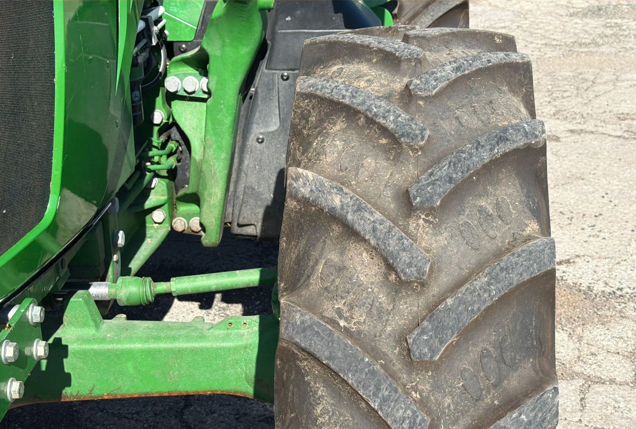 2022 John Deere 5115M MFWD
