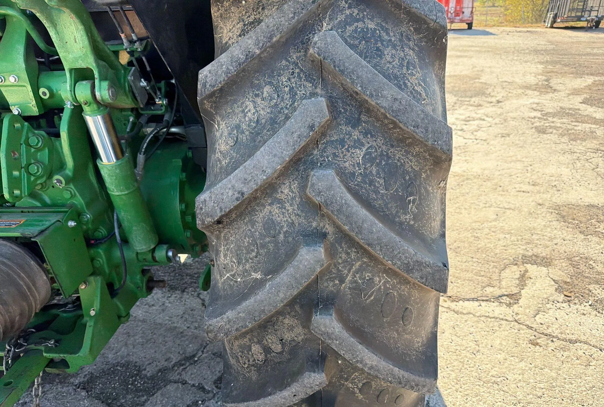 2022 John Deere 5115M MFWD