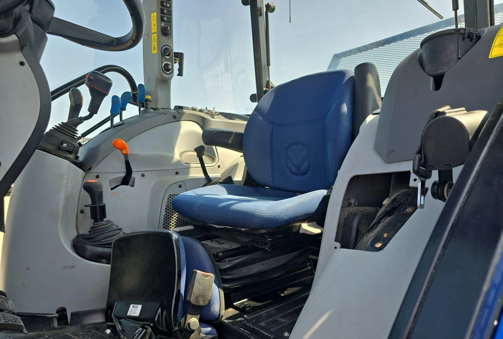 2019 New Holland Powerstar 100 MFWD