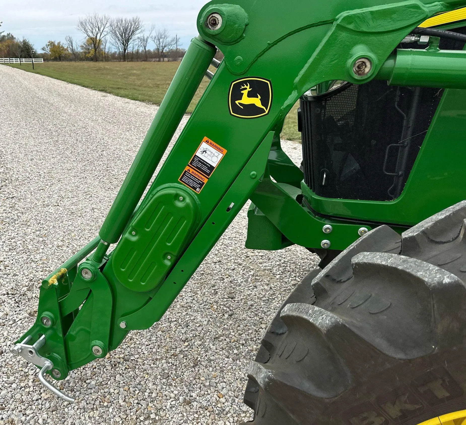 2024 John Deere 5095M MFWD