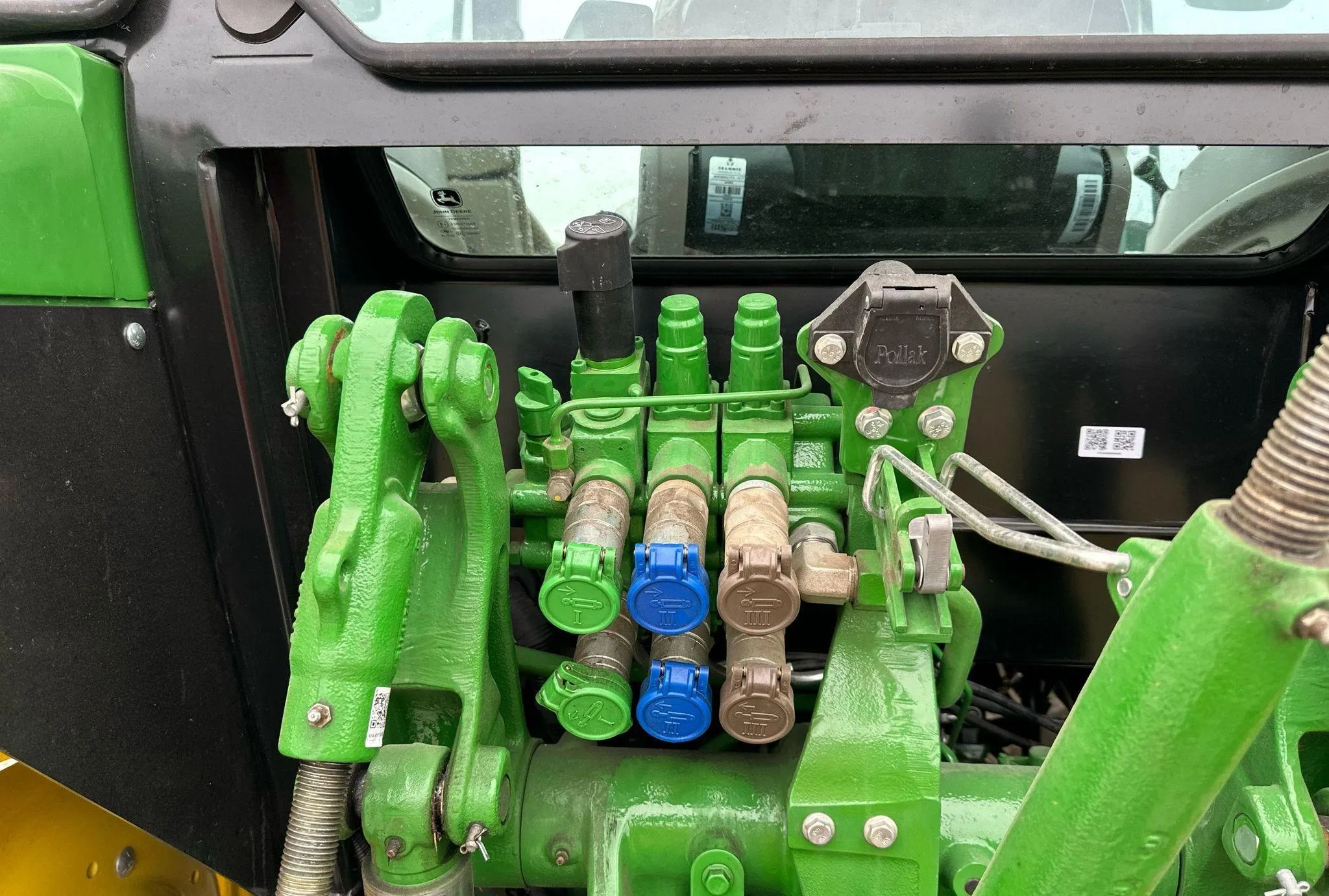 2024 John Deere 5095M MFWD