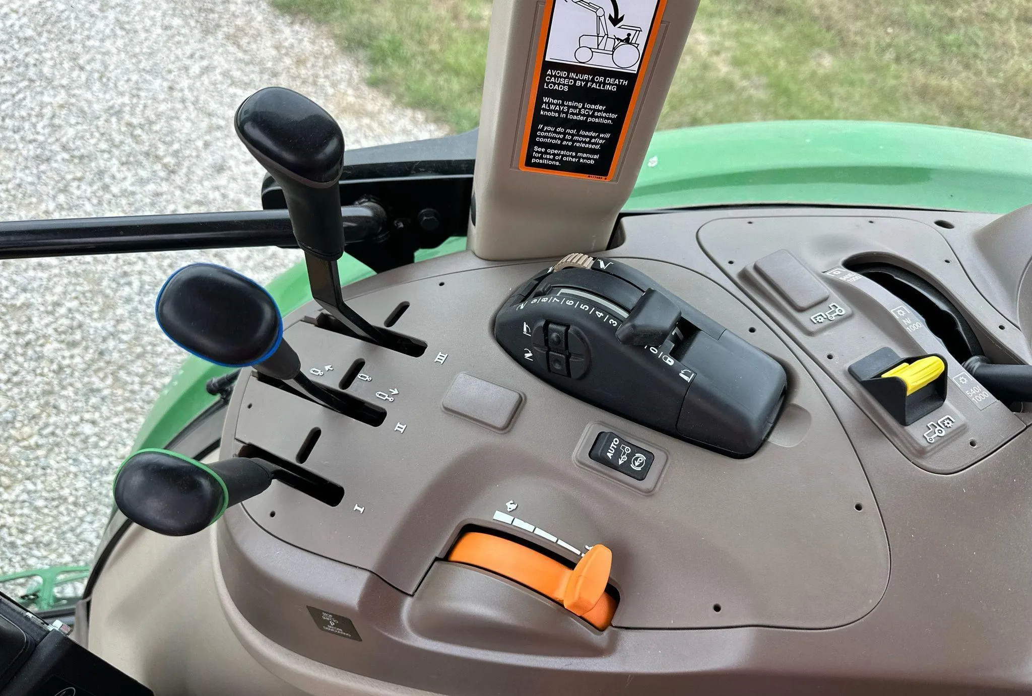2024 John Deere 5095M MFWD