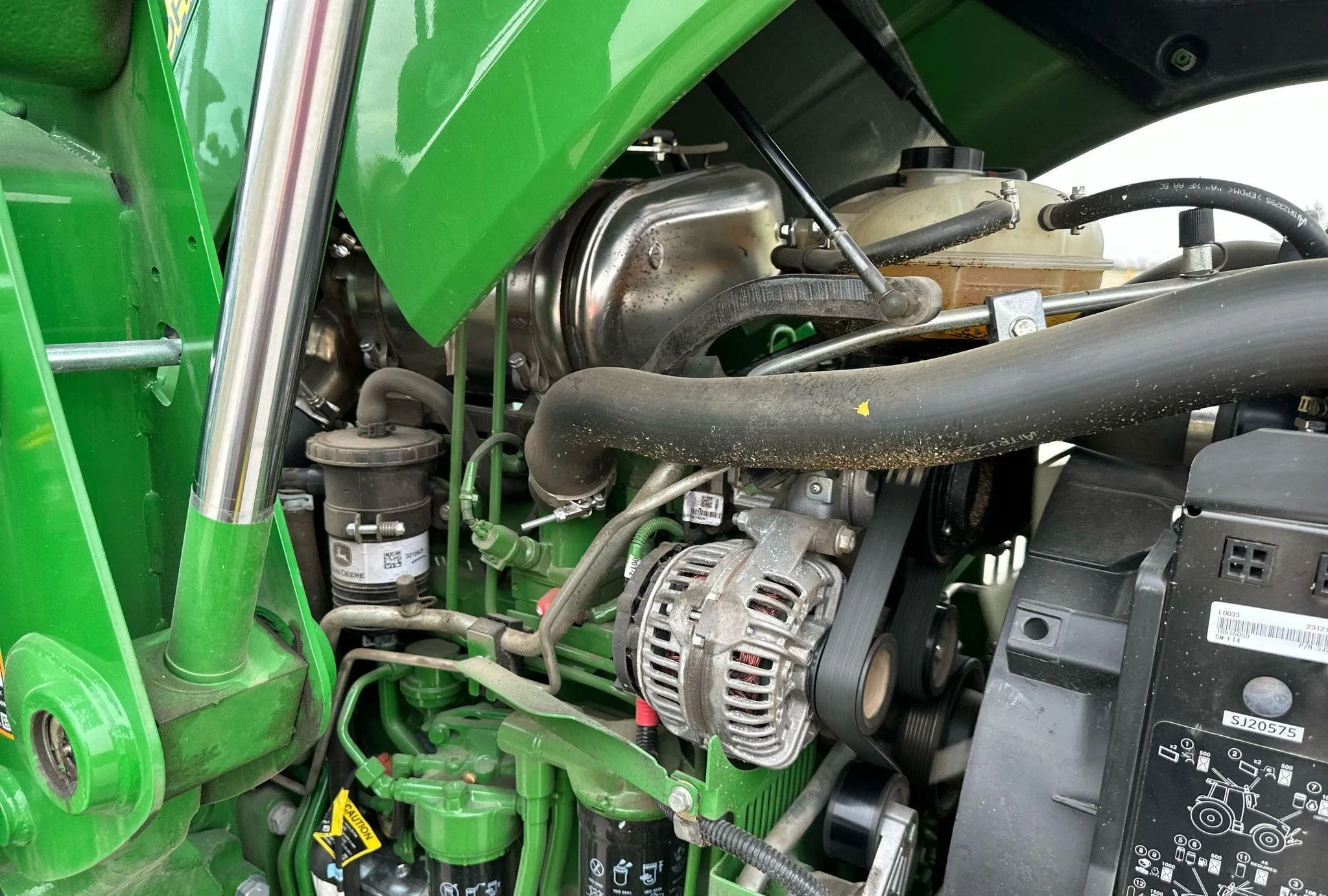 2024 John Deere 5095M MFWD
