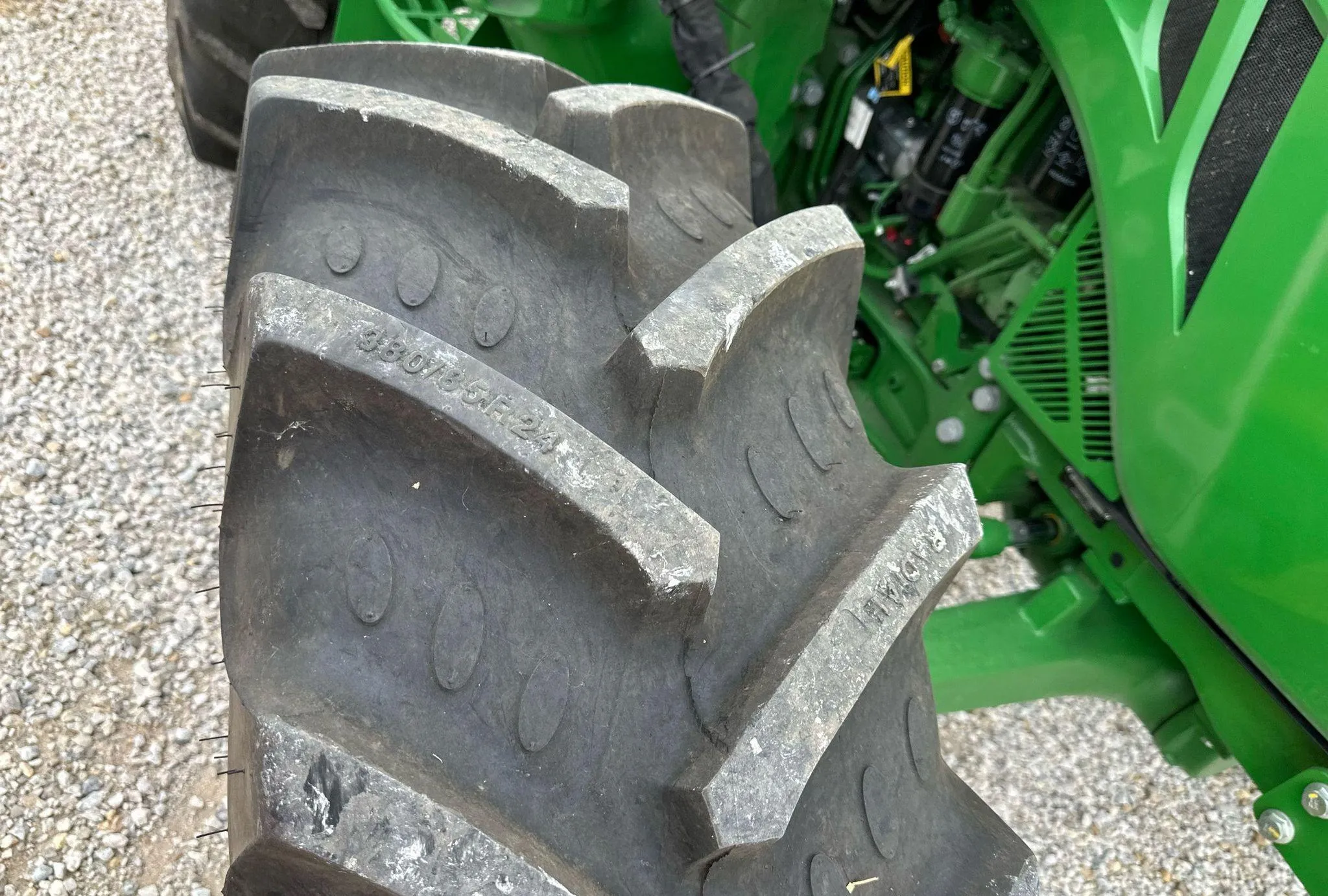 2024 John Deere 5095M MFWD